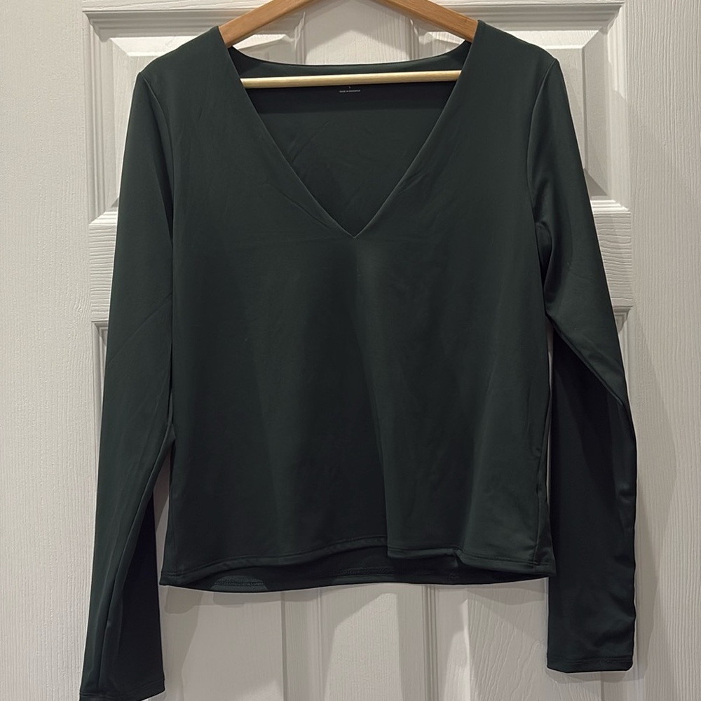 Old Navy Super Soft V Neck Long Sleeve